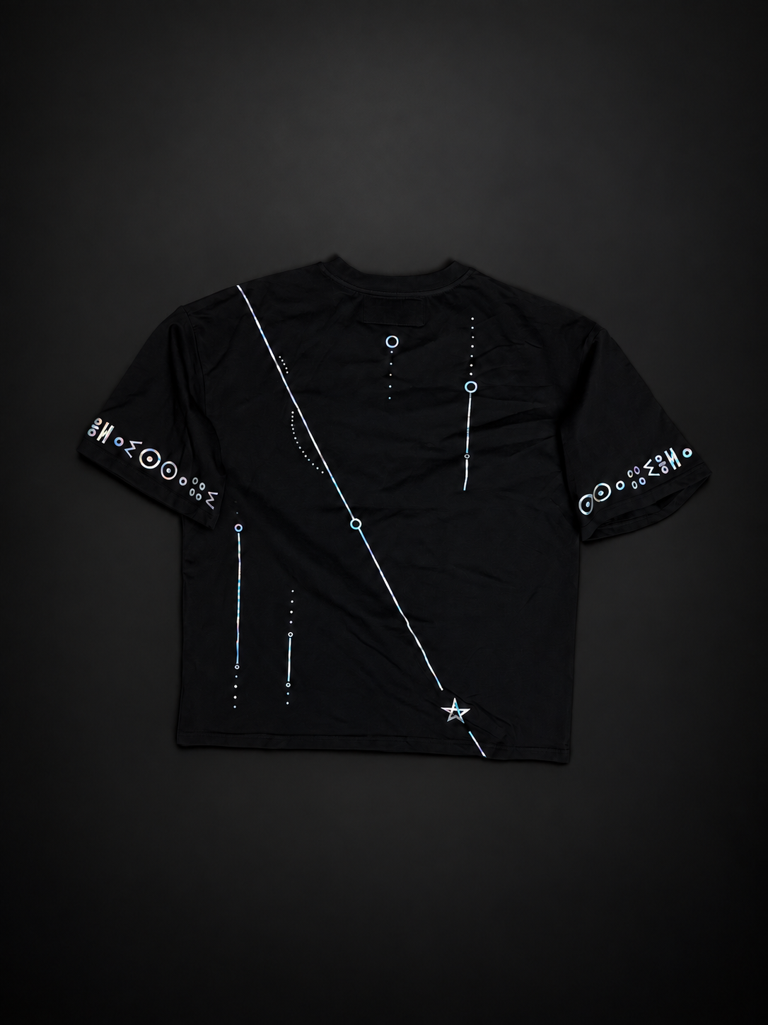 ELAISSAOUI WLAD AISSA black T-shirt, full back view with fine iridescent lines and sleeve markings.